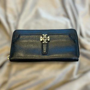 Tory Burch black zip wallet